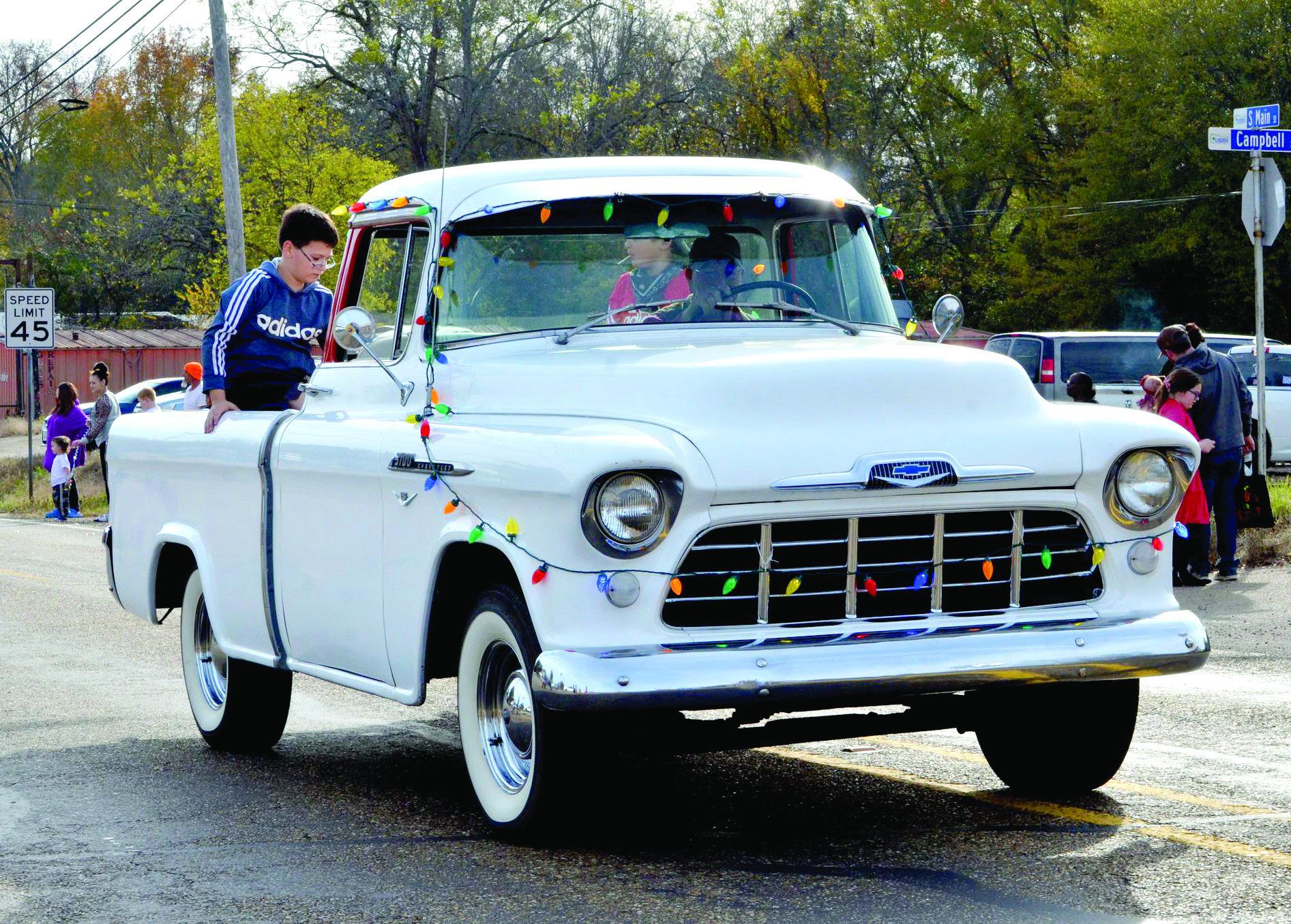 Linden Christmas Parade Cass County Citizens JournalSun