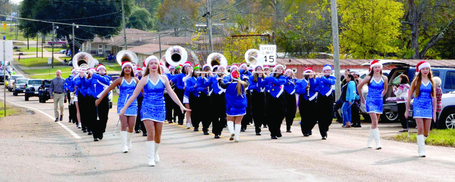 Linden Christmas Parade Cass County Citizens JournalSun