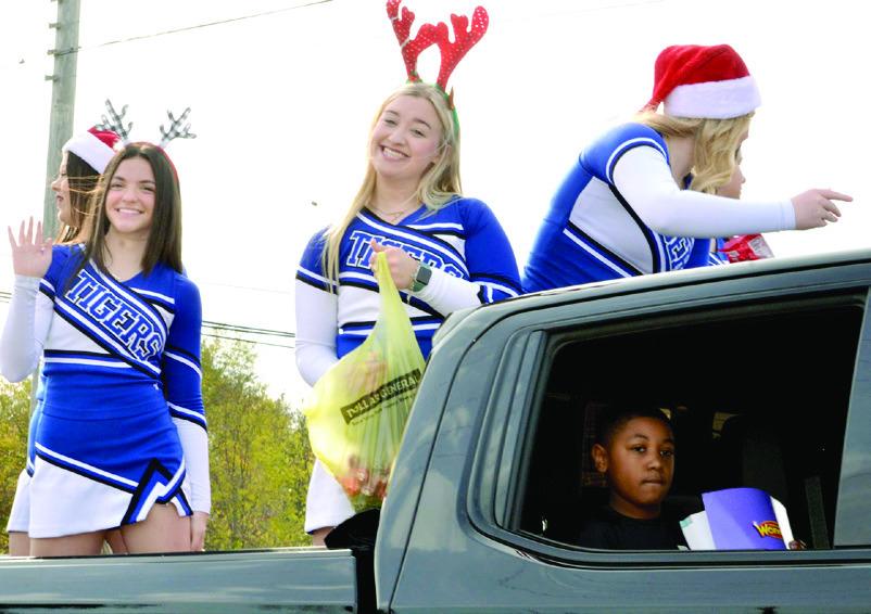 Linden Christmas Parade Cass County Citizens JournalSun